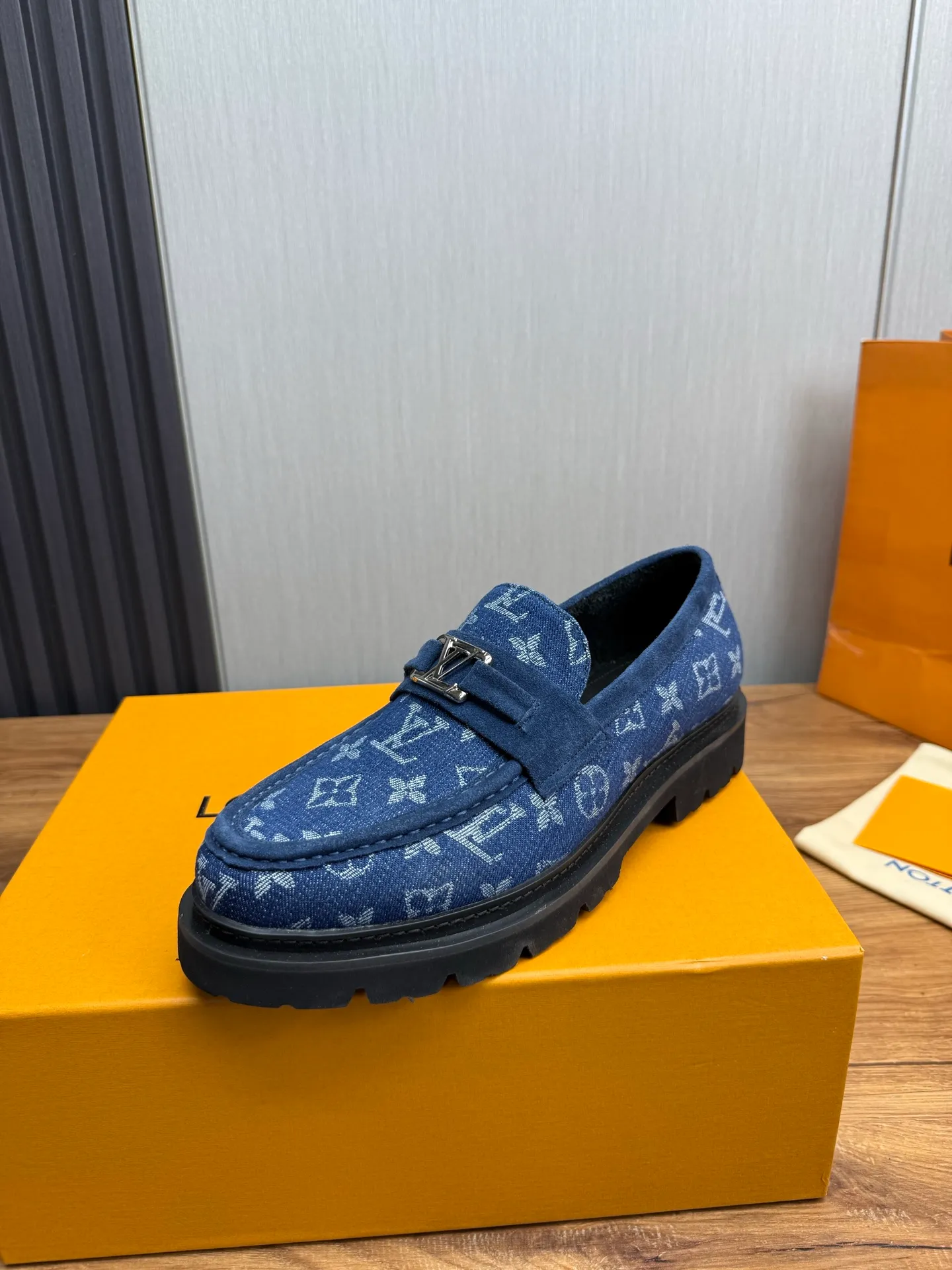 Factory 680💰 LV. Men's business casual leather shoes, all made of imported original brand leather, just to create a more comfortable wearing experience, original non-slip and wear-resistant outsole ✔️16-45 (38.45 non-returnable)